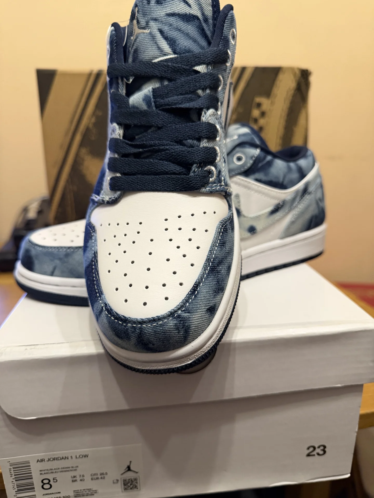 кроссовки nike air Jordan 1 low - миниатюра 2