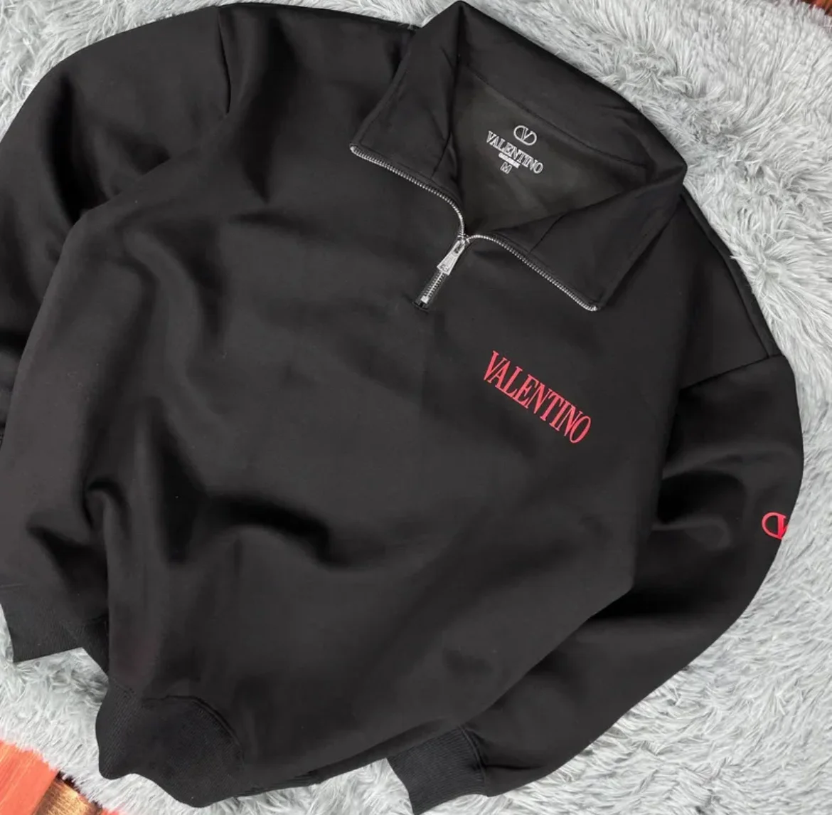 полузамок Valentino - миниатюра 2