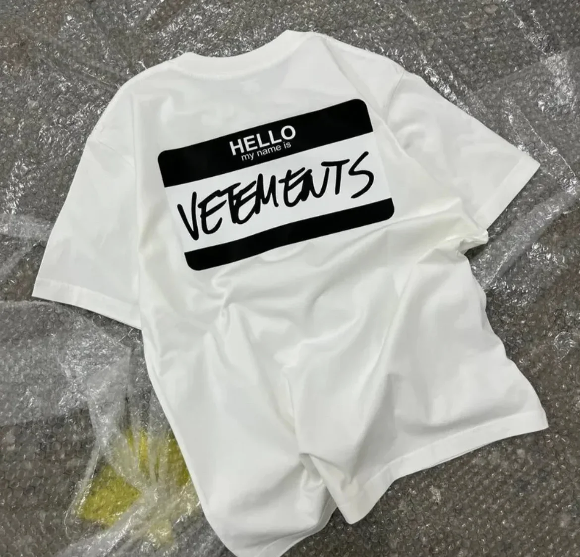 футболка Vetements - миниатюра 4