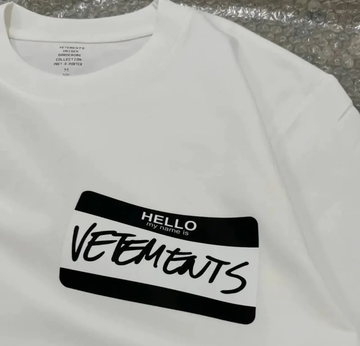 футболка Vetements - миниатюра 2