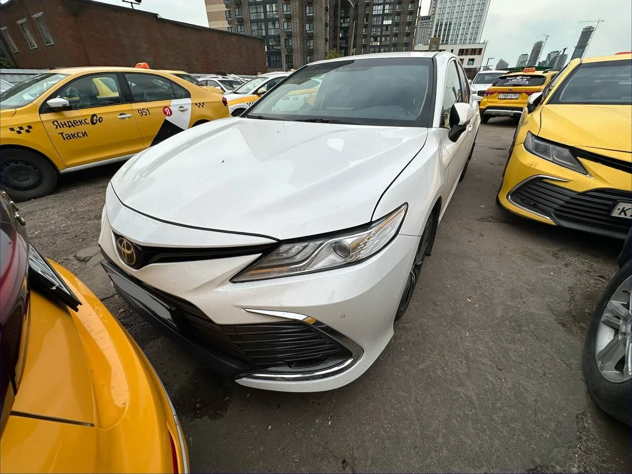 toyota camry 2021 - миниатюра 4