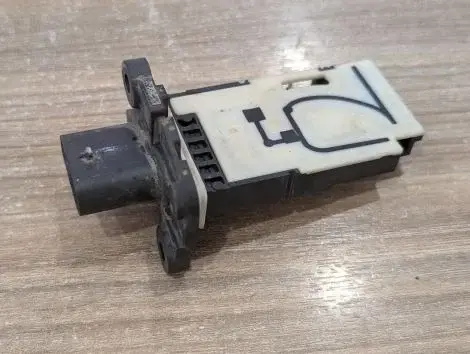 Датчик расхода воздуха Mg 5 15S4C