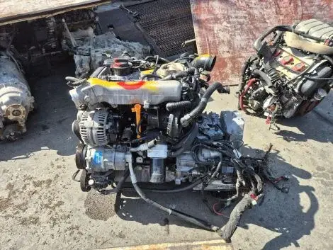 Двигатель Volkswagen Beetle 9C1, 1C1 AWU
