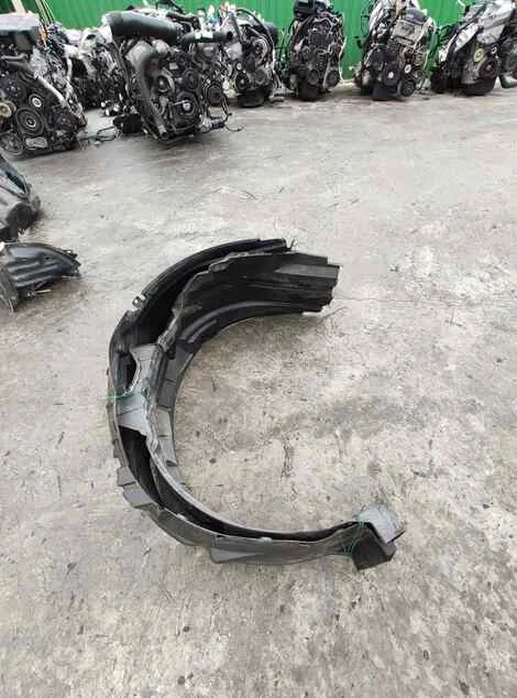 Подкрылок Nissan Moco MG33S R06A Прав. Перед. - миниатюра 2