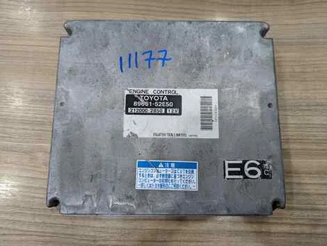 Блок efi Toyota Sienta NCP81G 1NZ-FE - изображение 1