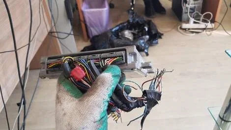 Блок efi Honda Stepwgn RF1 B20B - миниатюра 2