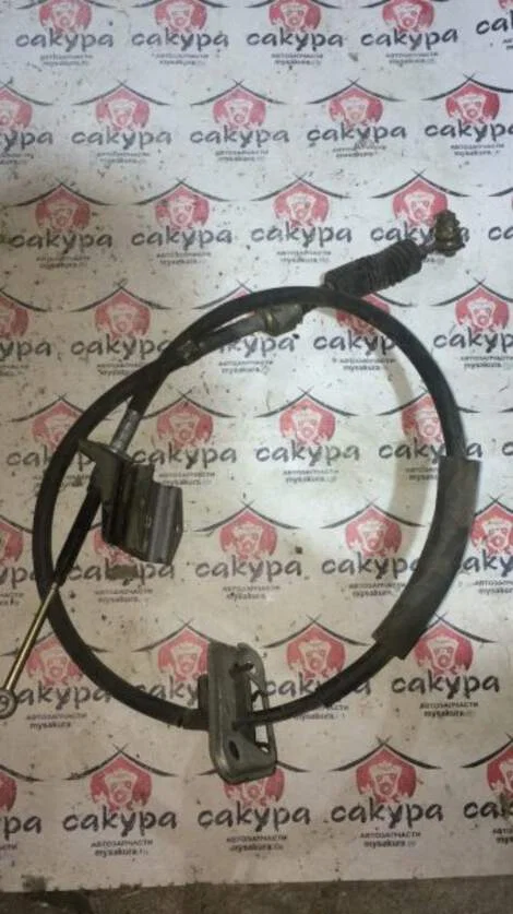 Тросик автомата Mitsubishi Chariot N48W 4D68 - изображение 1