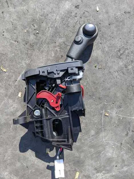 Селектор акпп Nissan Moco MG33S R06A - миниатюра 2