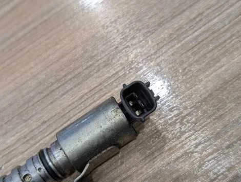 Клапан vvt-i Nissan Tiida JC11 MR18DE - миниатюра 2