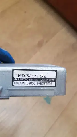 Блок управления abs Mitsubishi Diamante F31A 6G73