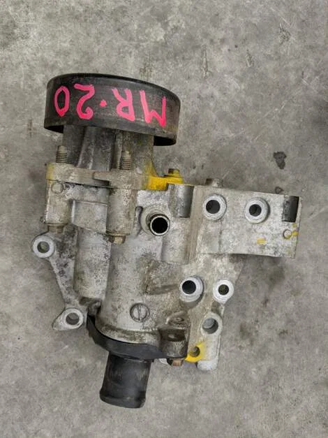 Помпа Nissan Lafesta B30 MR20DE - изображение 1