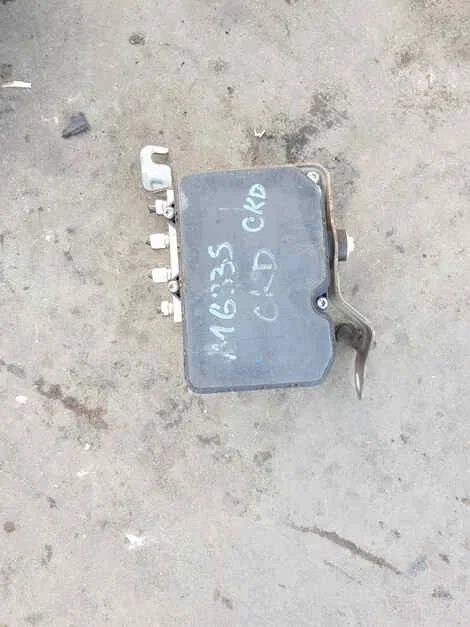 Блок abs Nissan Moco MG33S R06A - изображение 1