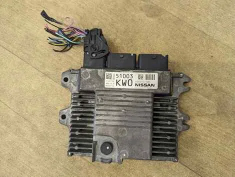 Блок efi Nissan Serena NC26 MR20DD - изображение 1