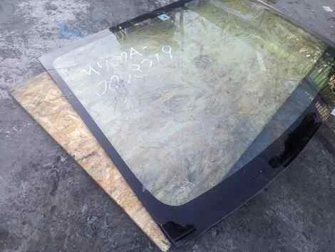 Лобовое стекло Toyota Passo M700A 1KR-FE - миниатюра 2