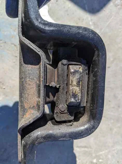 Подушка двигателя Honda Vezel RU3 LEB Лев. - миниатюра 2