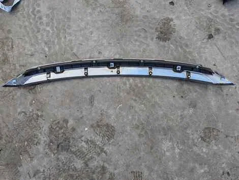Накладка на капот Toyota Harrier ZSU60W 3ZR-FAE - миниатюра 4