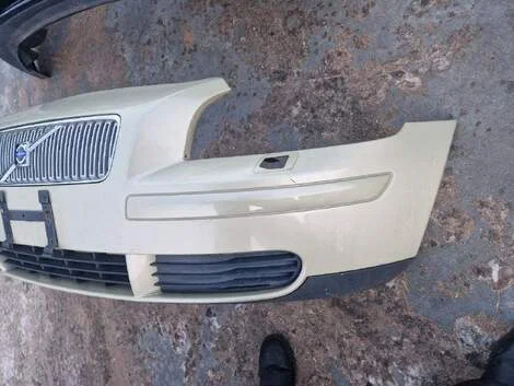 Бампер Volvo V50 MW20 B4164S Перед. - миниатюра 2
