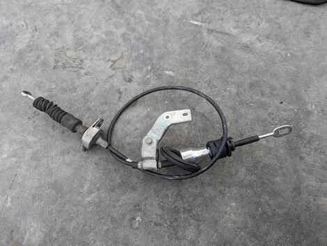 Тросик автомата Honda Fit GD1 L13A - изображение 1