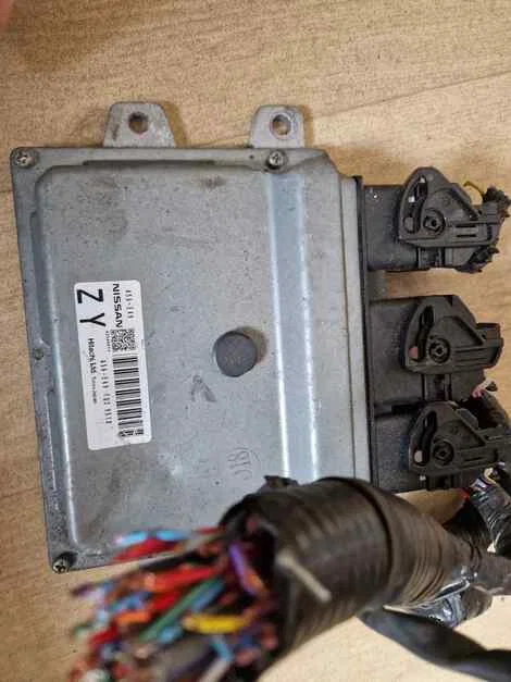 Блок efi Nissan Wingroad JY12 MR18DE - изображение 1