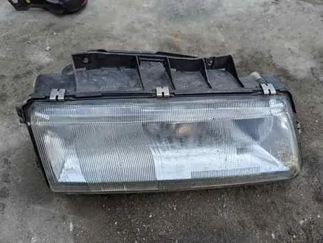Фара Citroen Xantia XANTIA LFX Прав. Перед.