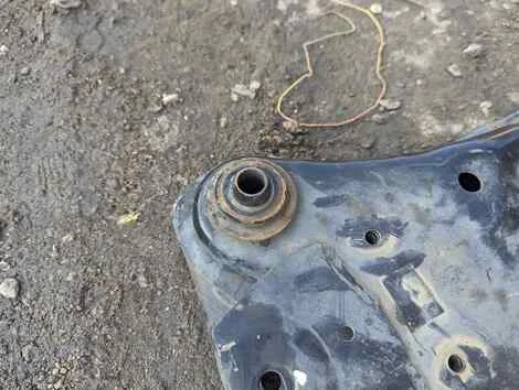 Балка под двс Nissan Serena C27 MR20DD - миниатюра 4