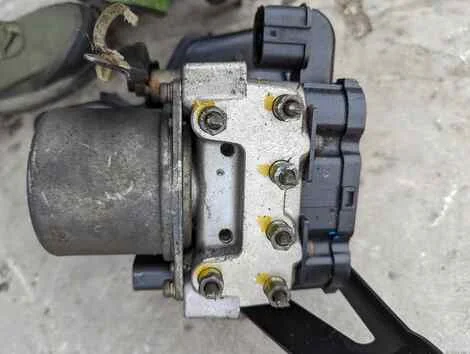 Блок abs Honda Stepwgn RF1 B20B - миниатюра 3