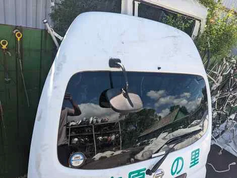 Дверь 5-я Nissan Caravan DQGE25 KA24DE Задн. - миниатюра 3