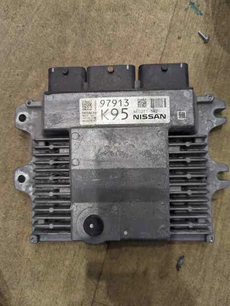 Блок efi Nissan X-Trail NT32 MR20DD - изображение 1
