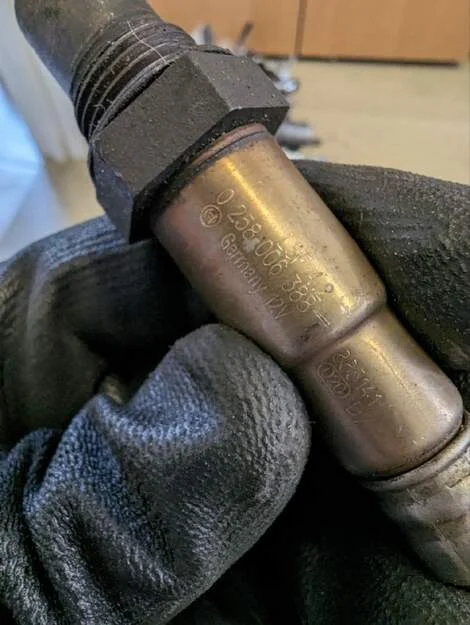 Лямбда-зонд Volkswagen Passat 3B2 ACK, ALG - миниатюра 2