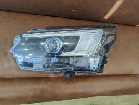 Фара Subaru Outback BT5 CB18 Лев. Перед. - изображение 1
