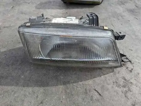 Фара Suzuki Cultus GA21S G15A Прав. Перед.