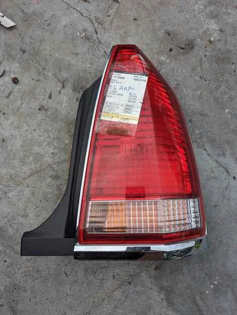 Стоп Toyota Crown JZS175 2JZ-FSE Прав. Задн. - изображение 1