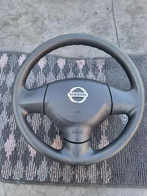 Руль Nissan Clipper U72W 3G83 - изображение 1