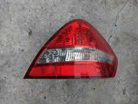 Стоп Nissan Tiida C11 HR15DE Прав. Задн.