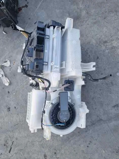 Печка Toyota Tank M900A 1KR-FE - миниатюра 2