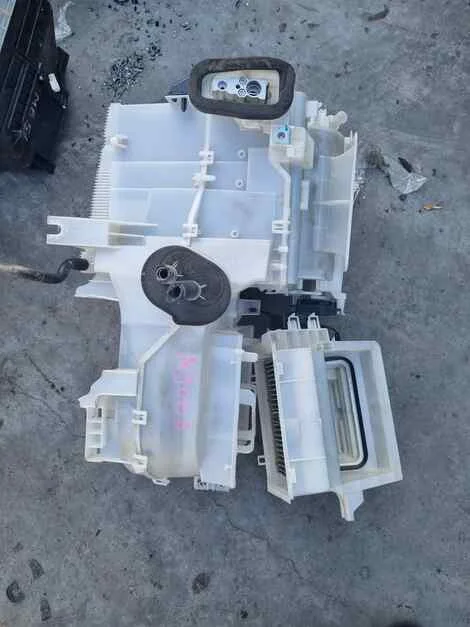 Печка Toyota Tank M900A 1KR-FE - миниатюра 3