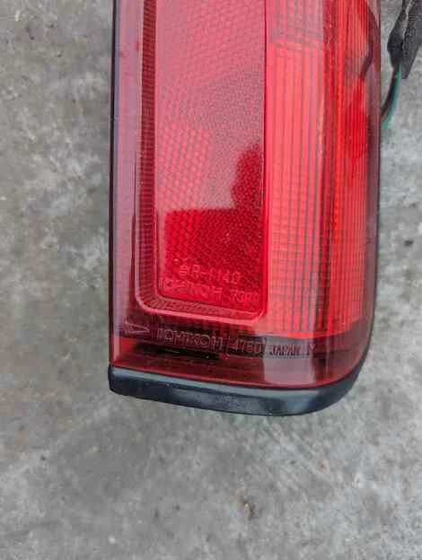 Стоп Daihatsu Move L600S EF-GL Прав. Задн. - миниатюра 2