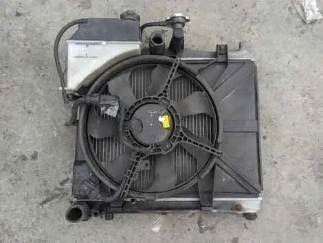 Радиатор охлаждения Hyundai Getz TB G4EA