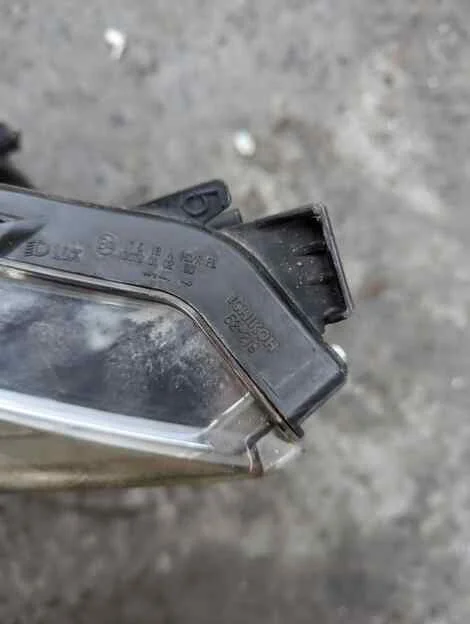 Фара Toyota Ractis NCP120 1NZ-FE Лев. Перед. - миниатюра 4