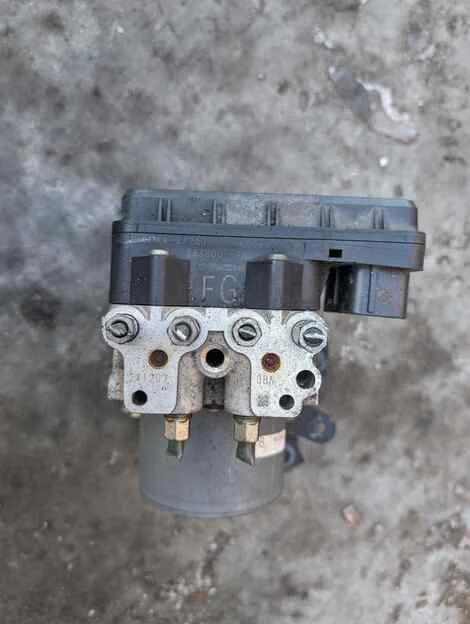 Блок abs Mazda Atenza GH5FW L5-VE - миниатюра 3