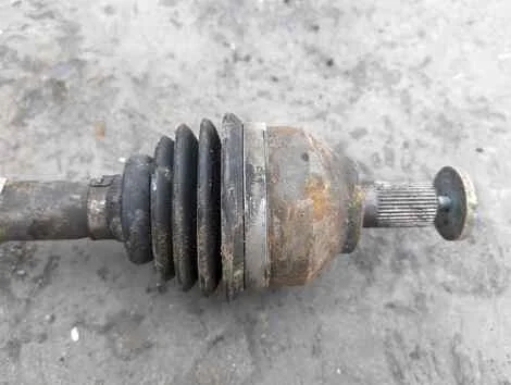 Привод Volvo V50 MW43 B4204S3 Лев. Перед. - миниатюра 2