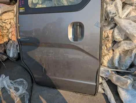 Дверь Nissan NV200 VM20 HR16DE Прав. Задн. - миниатюра 3