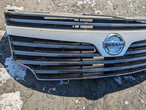 Решетка радиатора Nissan Elgrand TE52 QR25DE - миниатюра 3