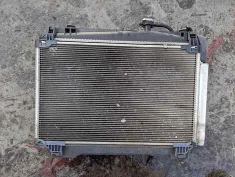 Радиатор охлаждения Subaru Trezia NCP120X 1NZ-FE - миниатюра 2