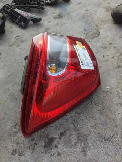 Стоп Suzuki SX4 YB22S M16A Лев. Задн. - миниатюра 2