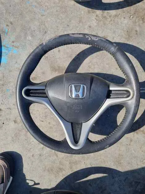 Руль Honda Civic FD1 R18A - изображение 1