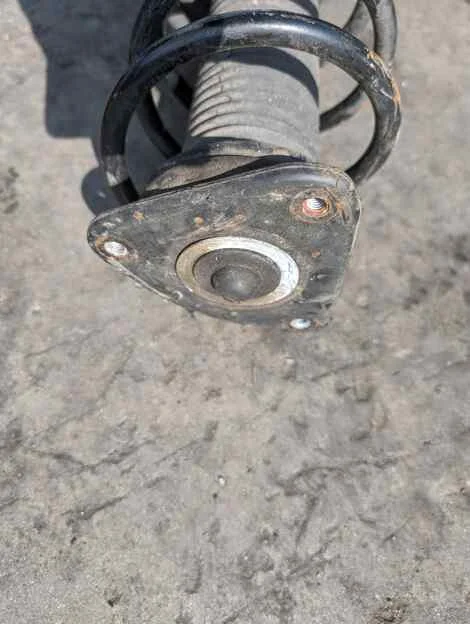Стойка Volvo V50 MW43 B4204S3 Лев. Перед. - миниатюра 2