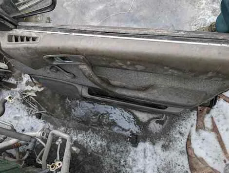 Дверь Subaru Legacy BC3 EJ181 Прав. Перед. - миниатюра 4