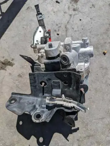 Главный тормозной цилиндр Toyota Corolla Axio NKE165 1NZ-FXE