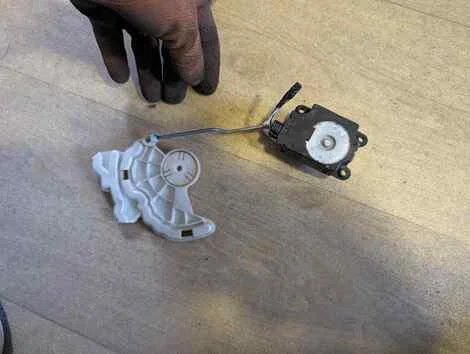 Сервопривод Subaru Impreza GH7 EJ203 - миниатюра 2